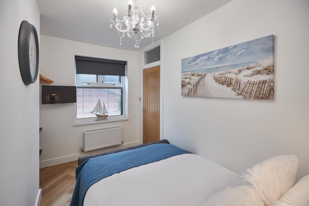 Host & Stay - Wadsworth Cottage Уитби Экстерьер фото